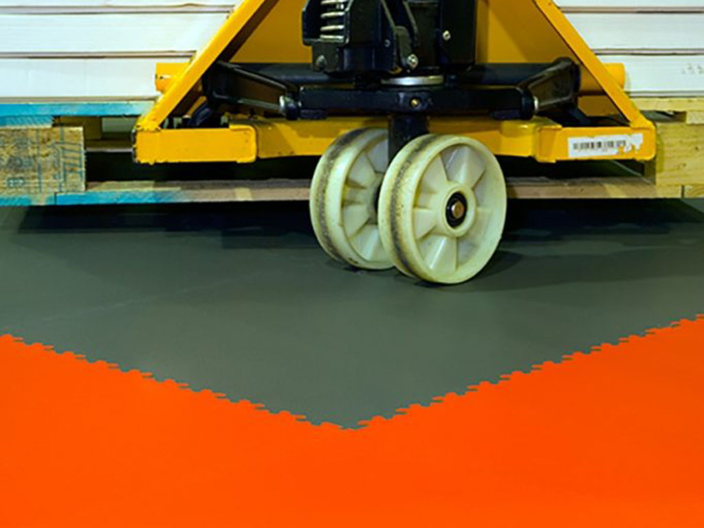 Warehouse factory floor handle pallet